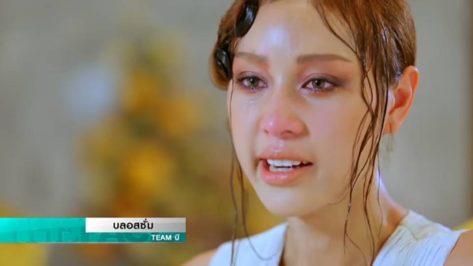 บลอสซั่ม สัมภาษณ์ทั้งน้ำตา กรณีล้มขณะเดิน ในรายการ The Face Thailand Season 3